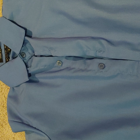 Tommy Hilfiger button down long sleeve shirts - Picture 5 of 9